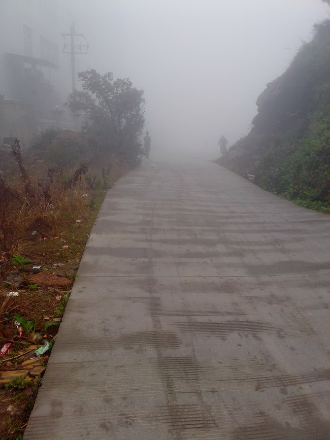 图片[7]-周一的早晨又一个能见度不足10米的日子-万荀网