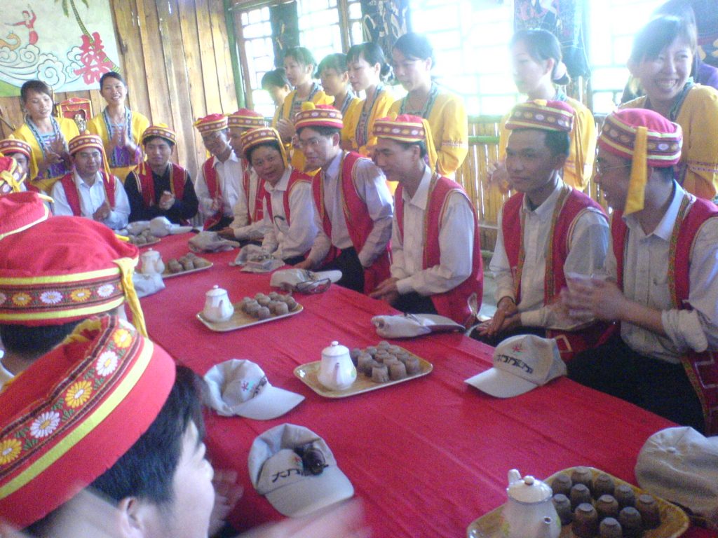 图片[2]-那些每次跟团旅游到最后总能成为全团最红的人到底都做了些什么-万荀网