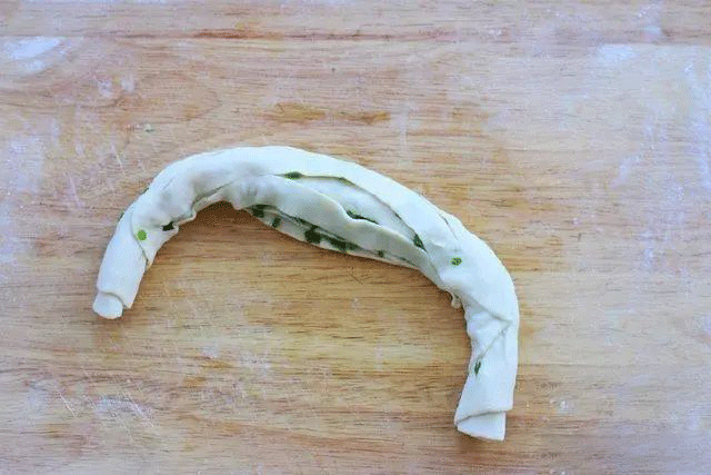 图片[4]-葱油饼用这种手法来做多层又好看，好不好吃你说了算-万荀网