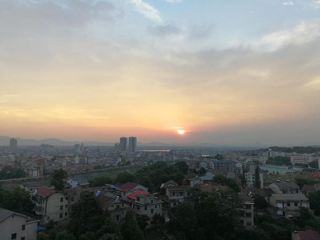 图片[3]-用时光慰藉我们的人生，再不疯狂你就老了-万荀网