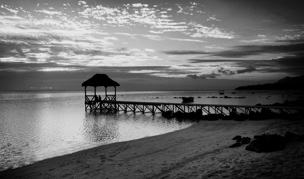 图片[2]-用时光慰藉我们的人生，再不疯狂你就老了-万荀网